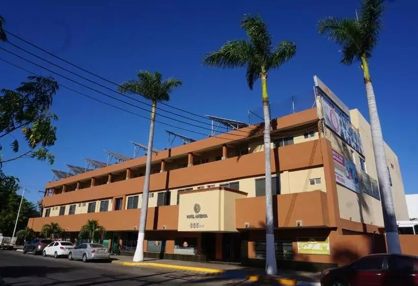 ホテル America Palacio