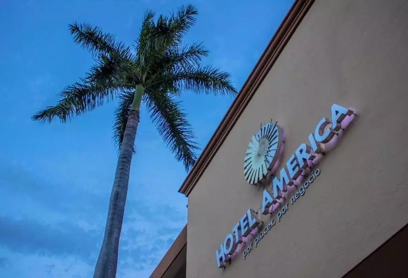 ホテル America Palacio