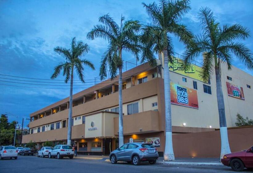 Отель America Palacio