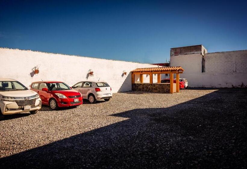 בית מלון כפרי Azucena