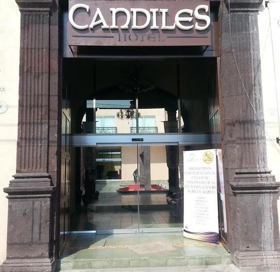 فندق Candiles