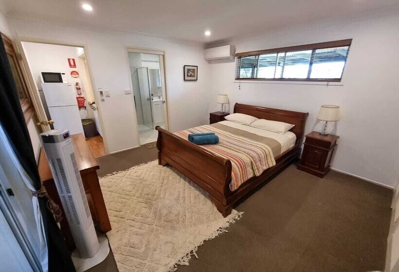 ホテル Clandulla Cottages & Farmstay