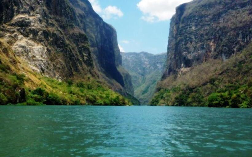 فندق De Santiago