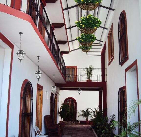 فندق De Santiago