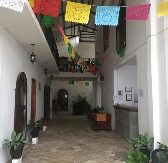 ホテル De Santiago