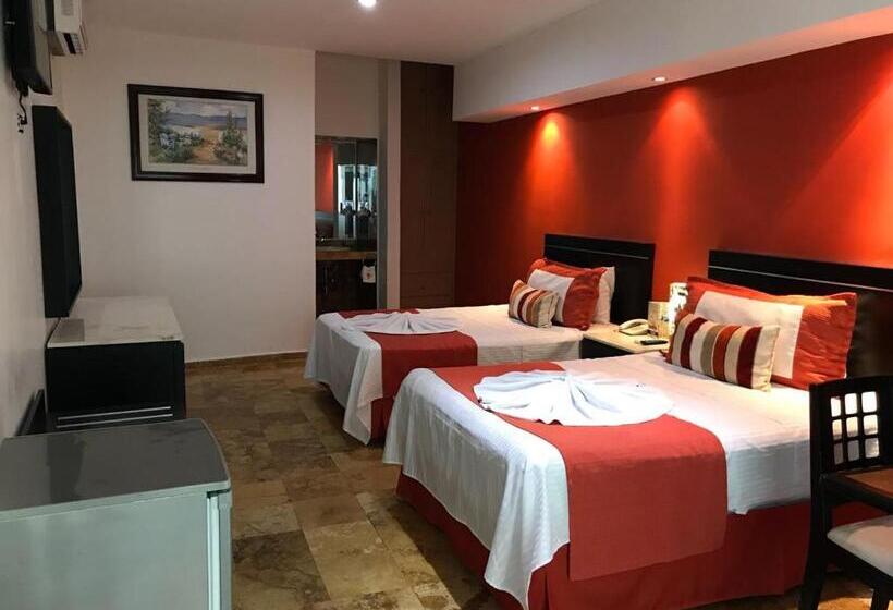 Отель Empresarial