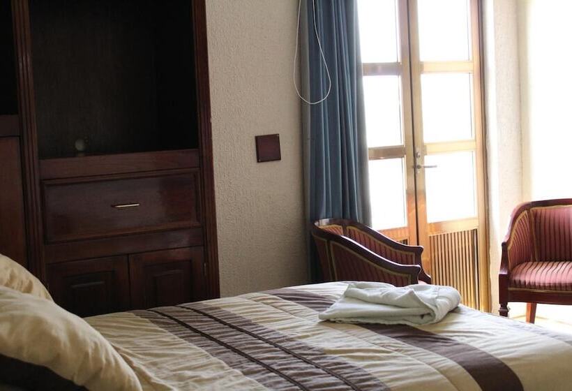 Отель Feria Jalisciense