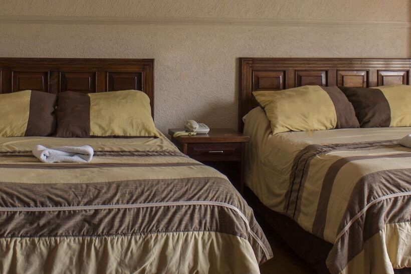 Отель Feria Jalisciense