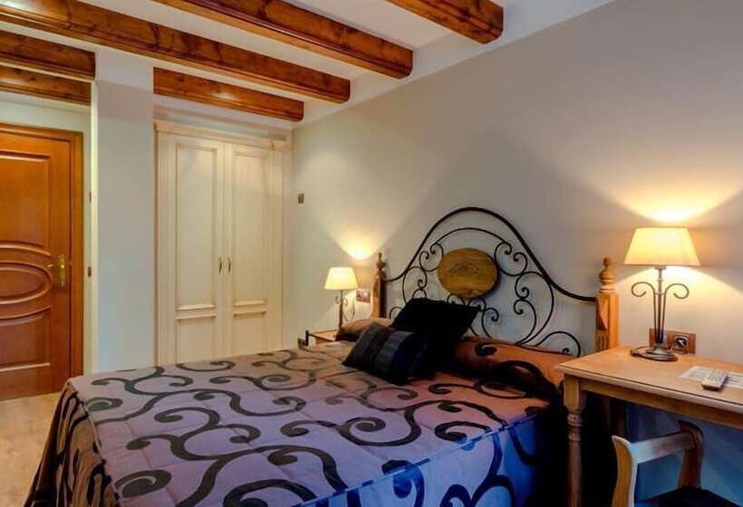 Отель Flor De Neu