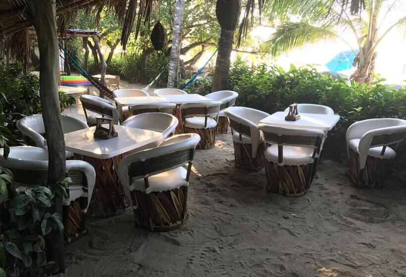 فندق Junto Al Rio Bungalows & Suites