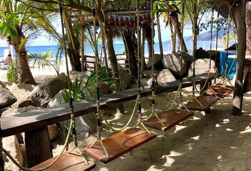 فندق Junto Al Rio Bungalows & Suites