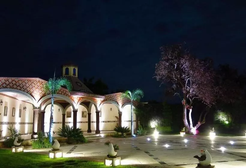 ホテル La Buena Vibra Retreat And Spa