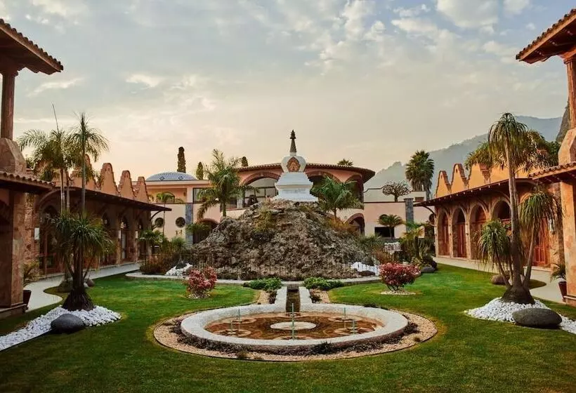 ホテル La Buena Vibra Retreat And Spa