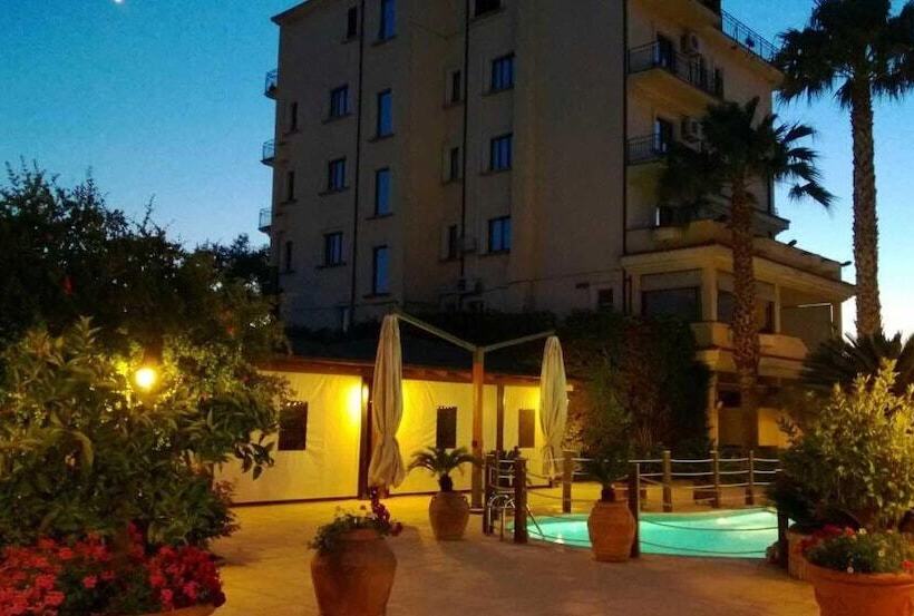 בית מלון כפרי La Rotonda