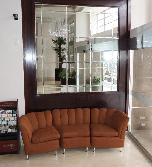 هتل Plaza Chihuahua