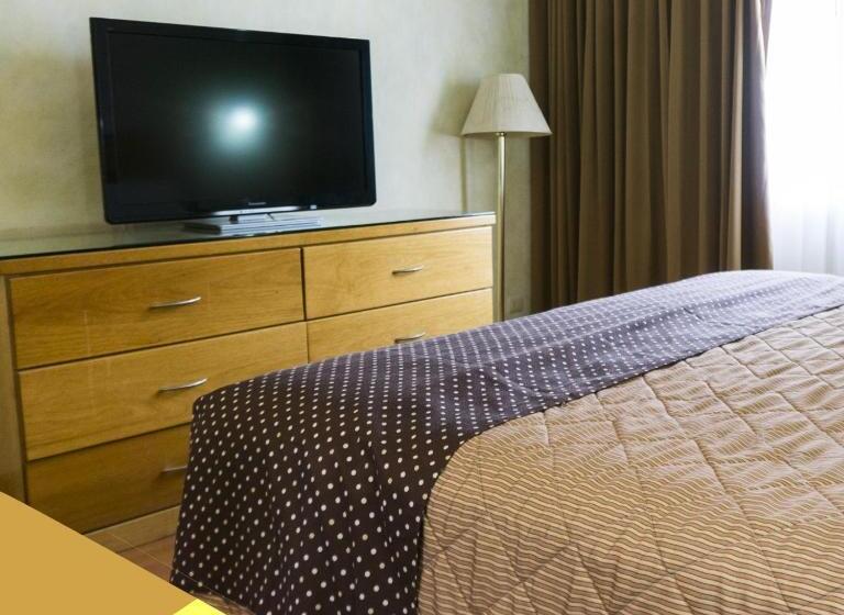 فندق Santiago Plaza