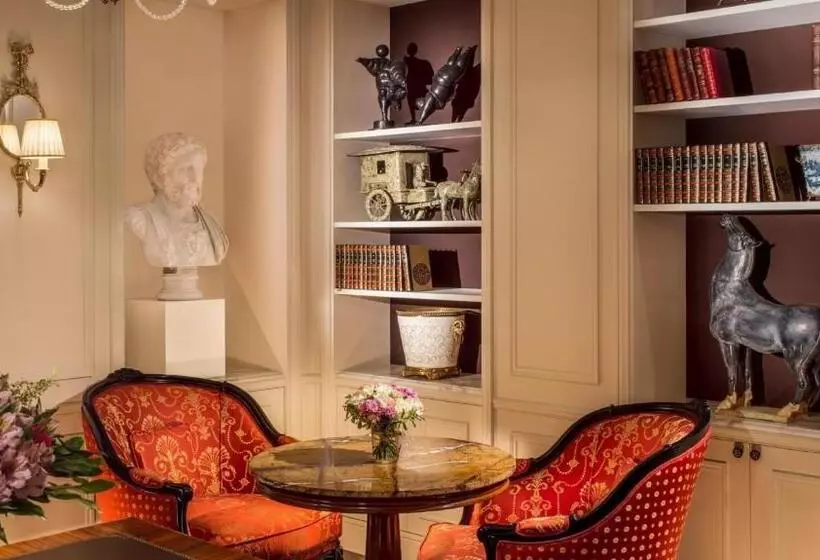 Hôtel Splendide Royal Paris Relais & Châteaux