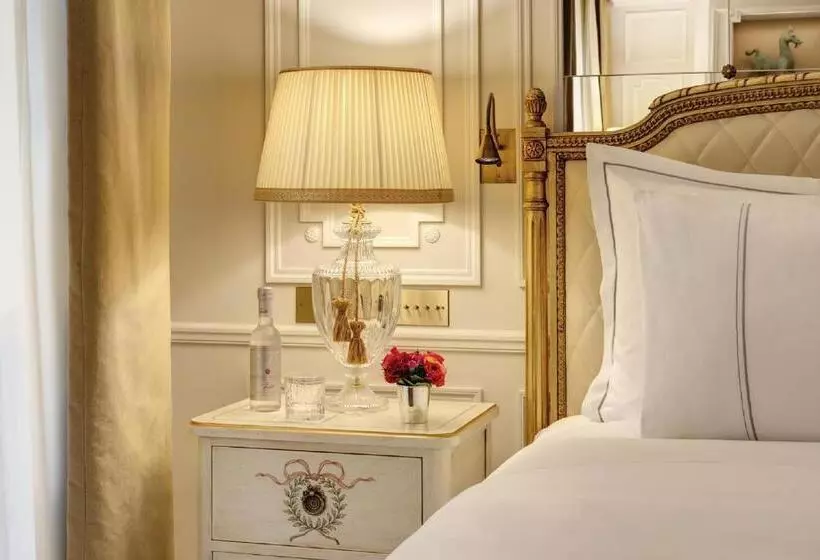 Hôtel Splendide Royal Paris Relais & Châteaux