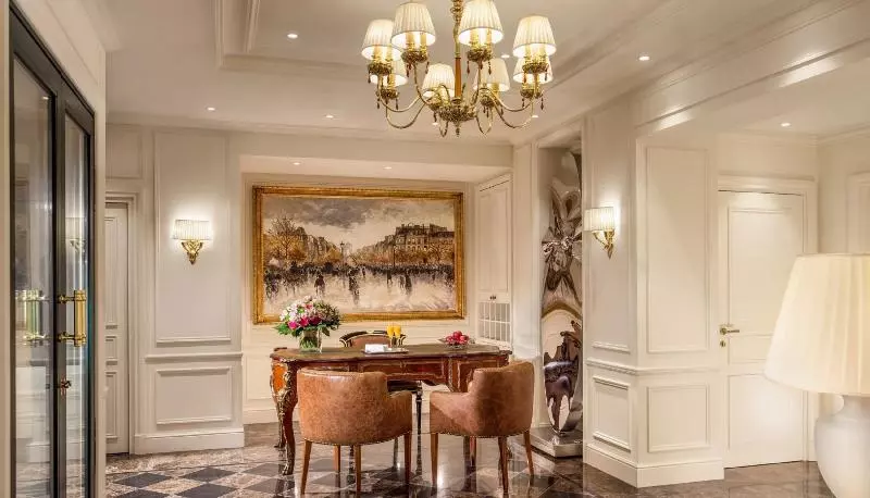 Hôtel Splendide Royal Paris Relais & Châteaux