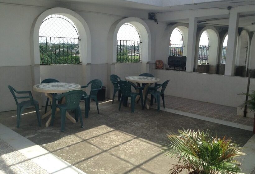 فندق Terranova Tampico