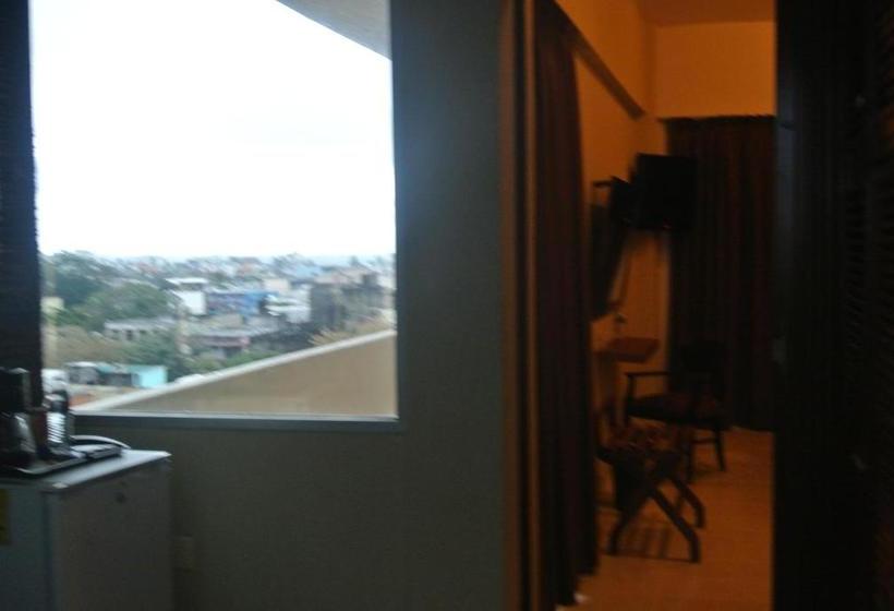 Parque Inn Hotel & Suites