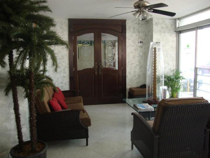 Parque Inn Hotel & Suites