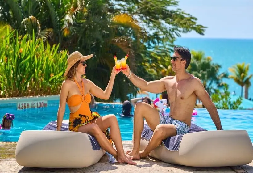 هتل Gran Evenia Bijao - All Inclusive