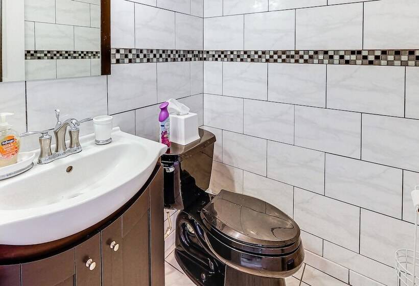 Dover Home 2 Mi To Delaware State University!