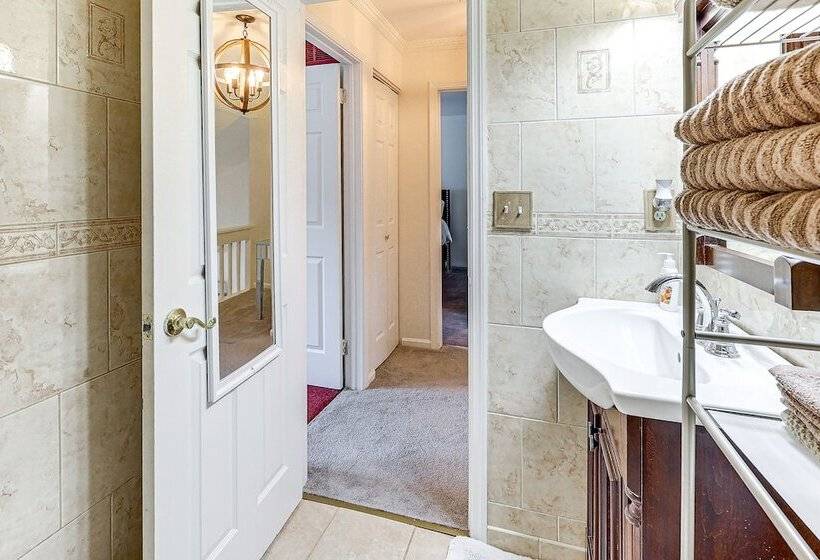 Dover Home 2 Mi To Delaware State University!