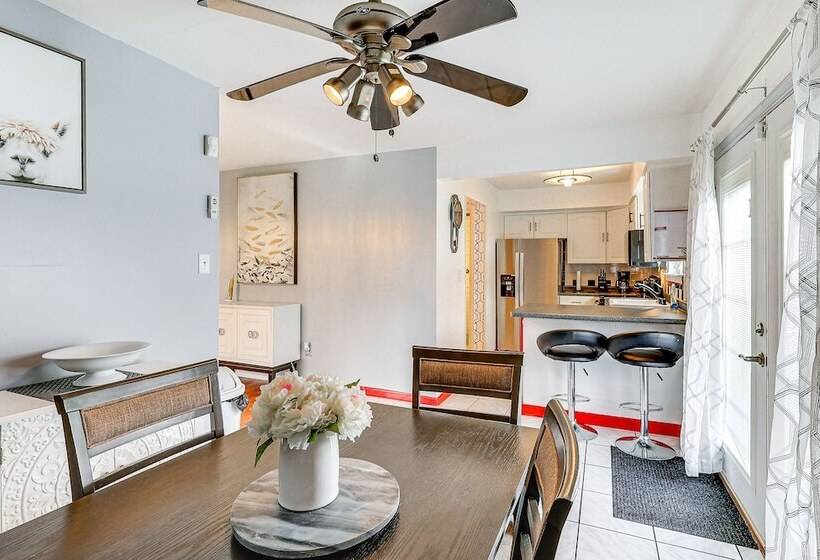 Dover Home 2 Mi To Delaware State University!