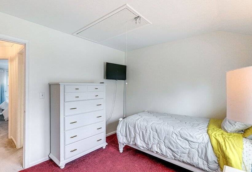 Dover Home 2 Mi To Delaware State University!