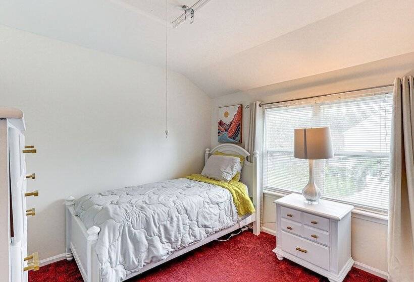 Dover Home 2 Mi To Delaware State University!