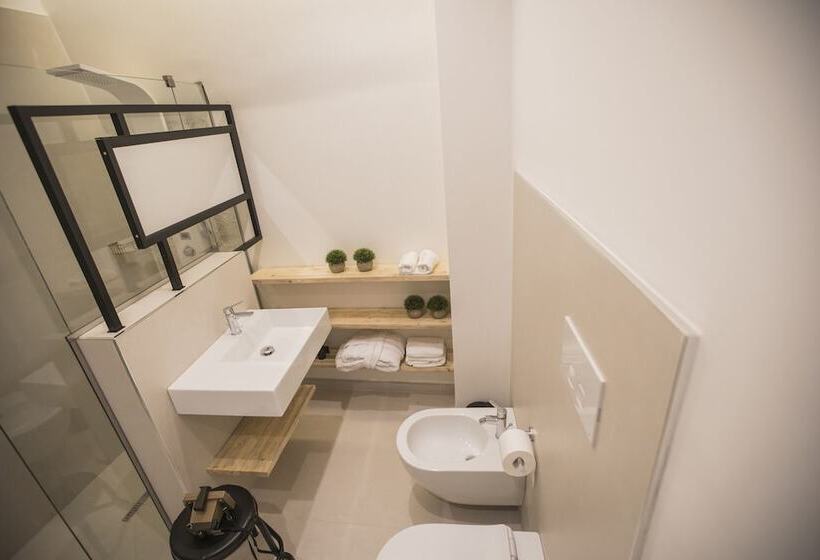 Hotel Albergo Diffuso Dimora Rossi Suite B&b