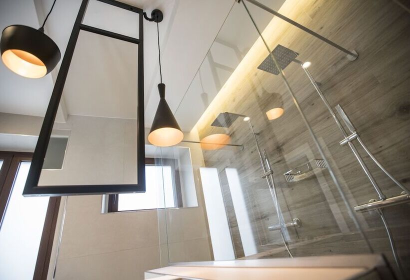 Hotel Albergo Diffuso Dimora Rossi Suite B&b