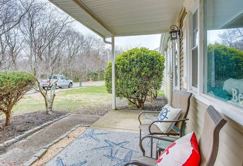Cape May Home W/ Deck ~ 2 Mi To Beach!