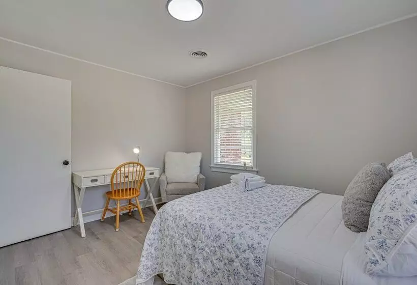 Charming Hanahan Home: 10 Mi To Charleston!