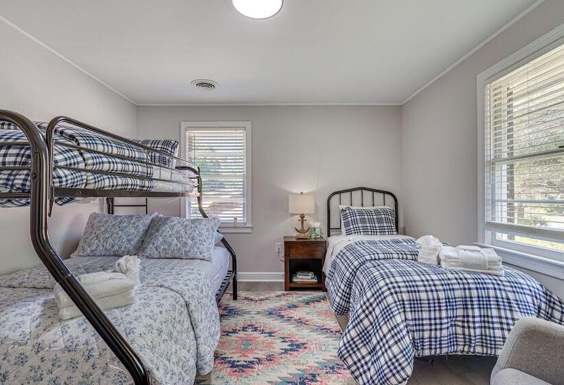 Charming Hanahan Home: 10 Mi To Charleston!