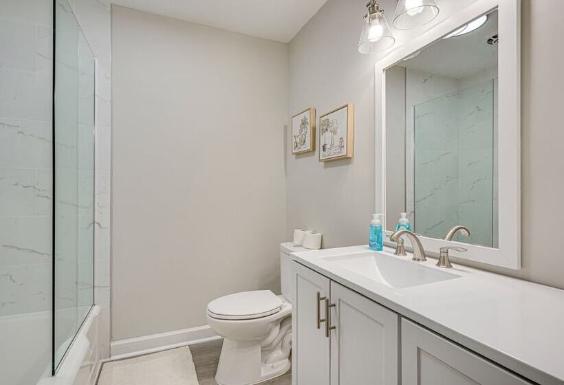 Charming Hanahan Home: 10 Mi To Charleston!