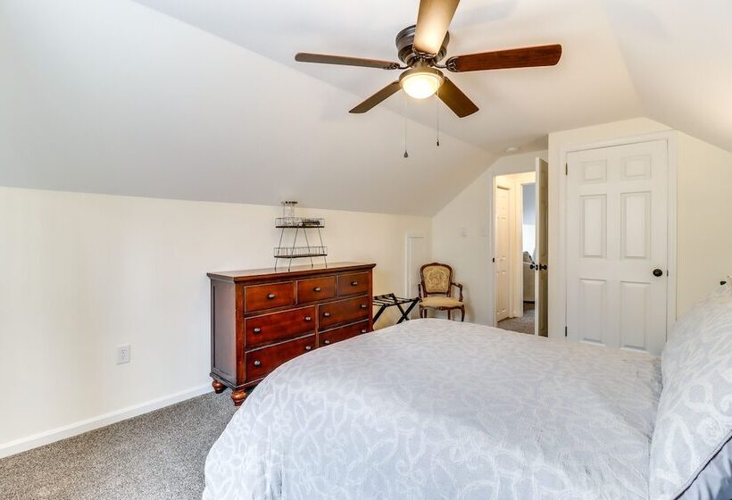 Family Friendly Albrightsville Cabin: Deck & Views