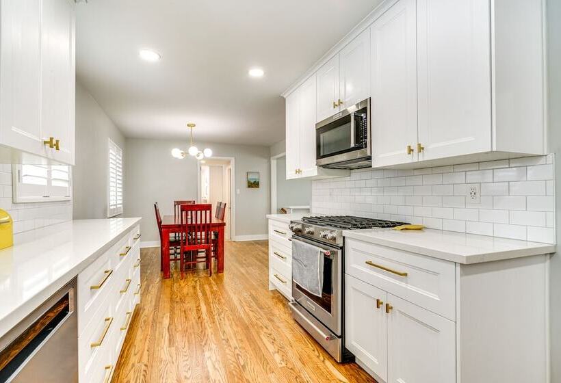 Family Friendly Slc Home Near Skiing & Hiking!