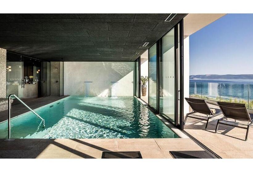 ホテル Aminess Younique Narrivi