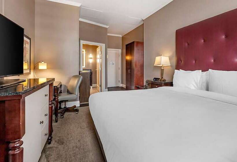 هتل Bluegreen Downtown Nashville