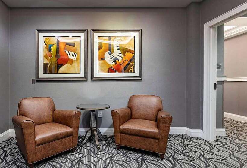 هتل Bluegreen Downtown Nashville