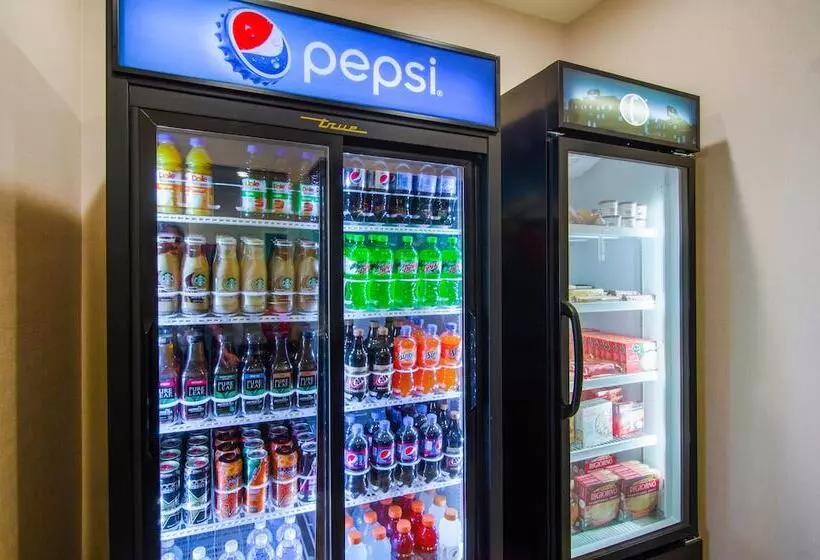 Hotelli Cobblestone Inn & Suites   Julesburg