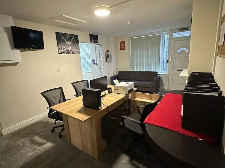 Hotelli Macclesfield Lodge