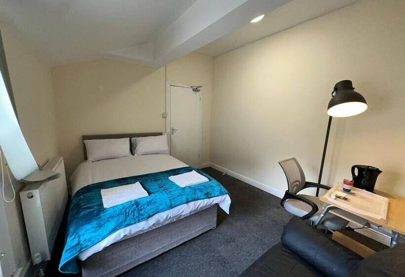 Hotel Macclesfield Lodge