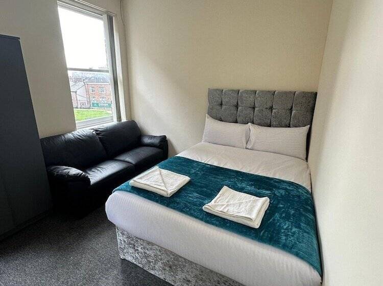 Hotel Macclesfield Lodge