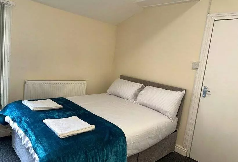 Hotelli Macclesfield Lodge