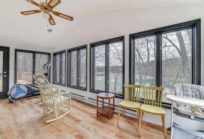 Lakefront East Stroudsburg Home W/ Hot Tub + Deck!