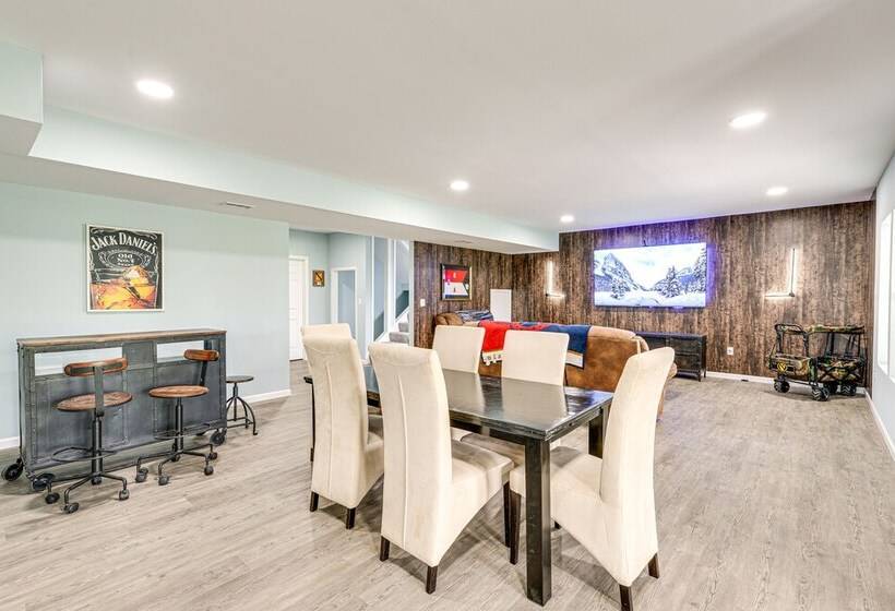 Lakefront Fredericksburg Home W/ Deck + Fire Pits!